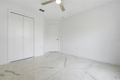 Villa ou maison à louer à Winter Haven, Floride: 4 chambres, 160.54 m2 № 2266815 - photo 27