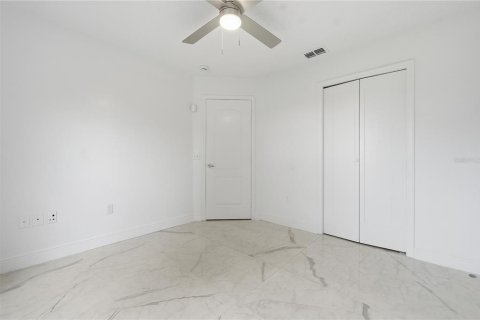 Villa ou maison à louer à Winter Haven, Floride: 4 chambres, 160.54 m2 № 2266815 - photo 29