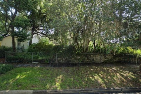 Terreno en Gainesville, Florida № 2122140