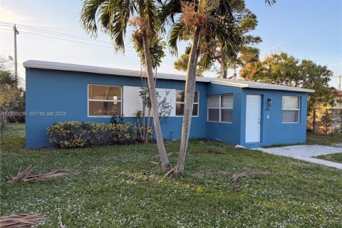Villa ou maison à vendre à Fort Lauderdale, Floride: 3 chambres, 97.36 m2 № 1988894 - photo 1