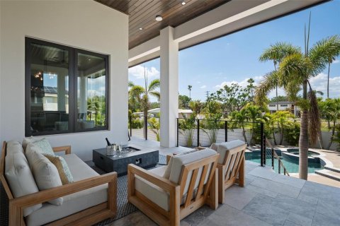 Casa en venta en Saint Petersburg, Florida, 6 dormitorios, 538.37 m2 № 1649028 - foto 28