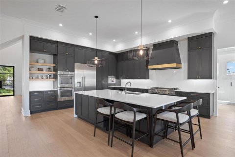 Casa en venta en Saint Petersburg, Florida, 6 dormitorios, 538.37 m2 № 1649028 - foto 15