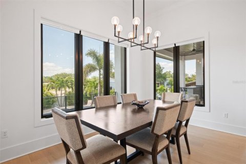 Casa en venta en Saint Petersburg, Florida, 6 dormitorios, 538.37 m2 № 1649028 - foto 26