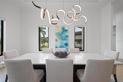 Casa en venta en Saint Petersburg, Florida, 6 dormitorios, 538.37 m2 № 1649028 - foto 8