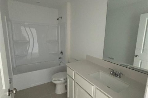 Casa en alquiler en Haines City, Florida, 4 dormitorios, 169.45 m2 № 1895156 - foto 10
