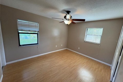 Casa en alquiler en Eustis, Florida, 3 dormitorios, 122.63 m2 № 1912995 - foto 6