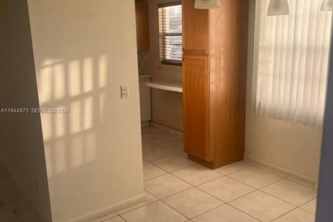 Condo in Boca Raton, Florida, 2 bedrooms № 2060144 - photo 3