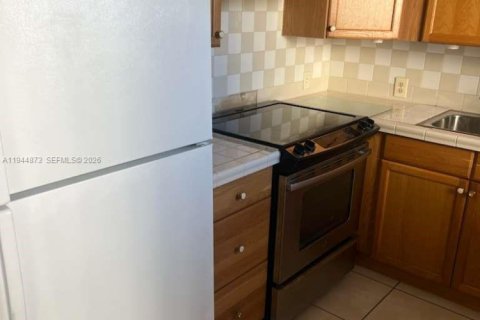 Condo in Boca Raton, Florida, 2 bedrooms № 2060144 - photo 6