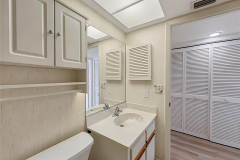 Apartamento en alquiler en Naples, Florida, 2 dormitorios, 99.59 m2 № 2094650 - foto 28