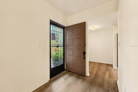 Apartamento en alquiler en Naples, Florida, 2 dormitorios, 99.59 m2 № 2094650 - foto 3