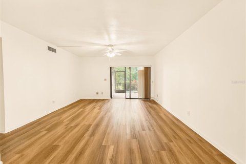 Apartamento en alquiler en Naples, Florida, 2 dormitorios, 99.59 m2 № 2094650 - foto 11