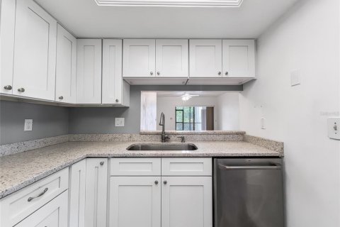 Apartamento en alquiler en Naples, Florida, 2 dormitorios, 99.59 m2 № 2094650 - foto 5