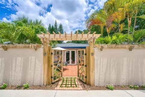 Villa ou maison à Sarasota, Floride 4 chambres, 204.38 m2 № 2101291