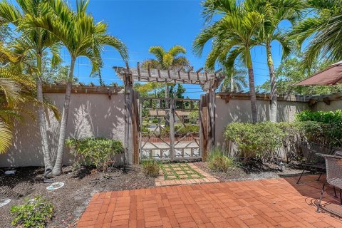 Villa ou maison à louer à Sarasota, Floride: 4 chambres, 204.38 m2 № 2101291 - photo 10