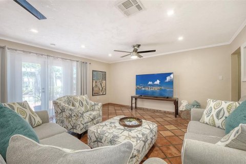 Villa ou maison à louer à Sarasota, Floride: 4 chambres, 204.38 m2 № 2101291 - photo 14