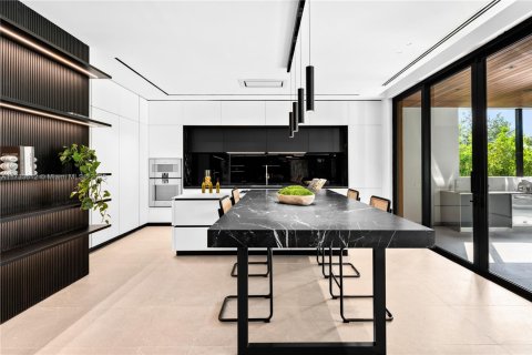 Купить виллу или дом в Майами, Флорида 4 спальни, № 1997824 - фото 6