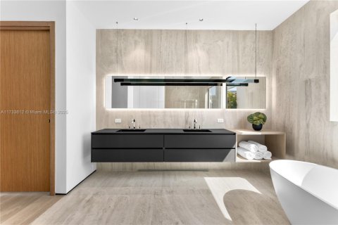 Купить виллу или дом в Майами, Флорида 4 спальни, № 1997824 - фото 9