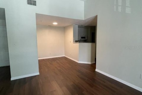 Condo in Altamonte Springs, Florida, 1 bedroom  № 2379193 - photo 10