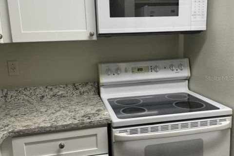 Condo in Altamonte Springs, Florida, 1 bedroom  № 2379193 - photo 22