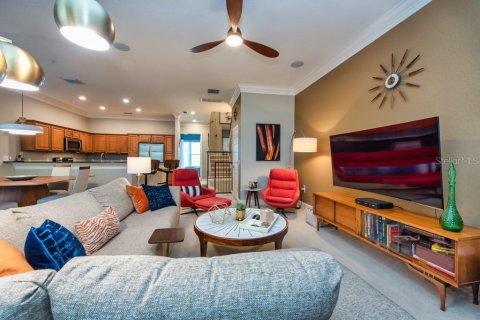 Adosado en venta en Tarpon Springs, Florida, 3 dormitorios, 187.66 m2 № 2101754 - foto 13