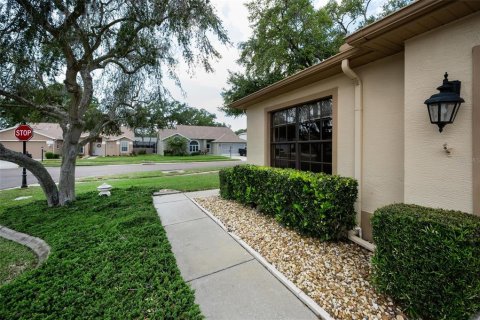 Casa en venta en New Port Richey, Florida, 2 dormitorios, 152.55 m2 № 2212627 - foto 5
