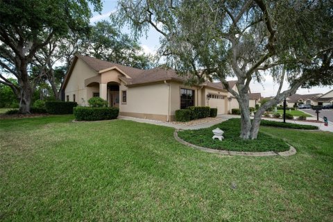 Casa en venta en New Port Richey, Florida, 2 dormitorios, 152.55 m2 № 2212627 - foto 3