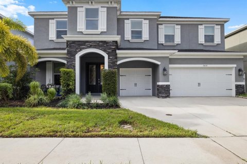 Casa en Pinellas Park, Florida 5 dormitorios, 296.92 m2 № 2383355