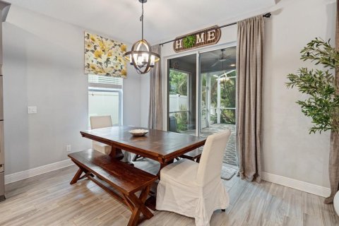 Casa en venta en Pinellas Park, Florida, 5 dormitorios, 296.92 m2 № 2383355 - foto 16
