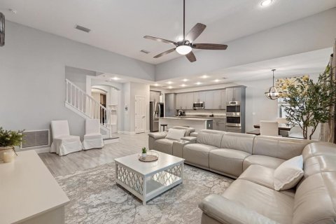 Casa en venta en Pinellas Park, Florida, 5 dormitorios, 296.92 m2 № 2383355 - foto 19