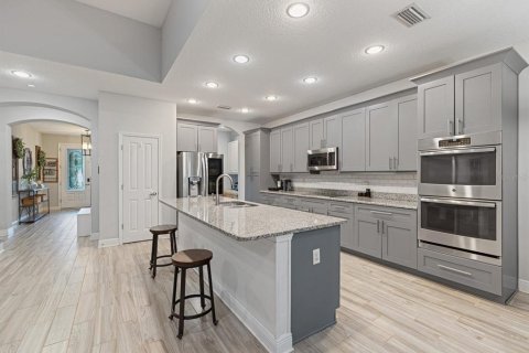 Casa en venta en Pinellas Park, Florida, 5 dormitorios, 296.92 m2 № 2383355 - foto 14