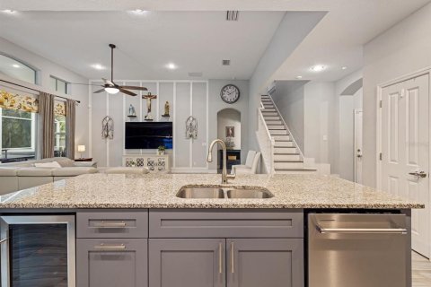 Casa en venta en Pinellas Park, Florida, 5 dormitorios, 296.92 m2 № 2383355 - foto 11