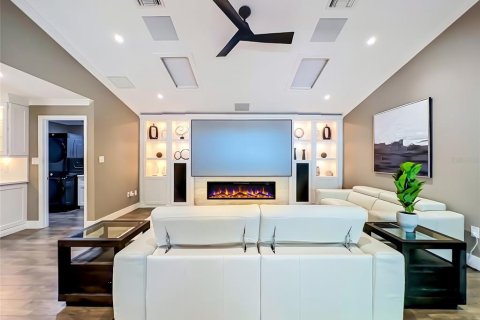 Casa en venta en Lake Mary, Florida, 4 dormitorios, 210.14 m2 № 2361400 - foto 26