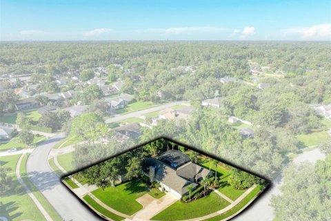 Casa en venta en Lake Mary, Florida, 4 dormitorios, 210.14 m2 № 2361400 - foto 2