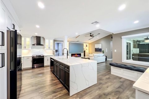 Casa en venta en Lake Mary, Florida, 4 dormitorios, 210.14 m2 № 2361400 - foto 15