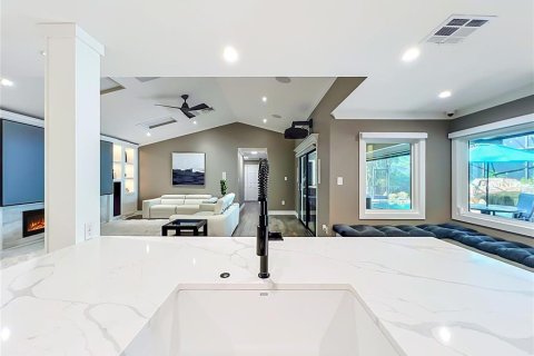 Casa en venta en Lake Mary, Florida, 4 dormitorios, 210.14 m2 № 2361400 - foto 23