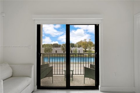 Copropriété à vendre à Doral, Floride: 3 chambres, 104.42 m2 № 1943737 - photo 20