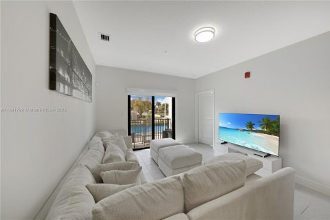 Copropriété à vendre à Doral, Floride: 3 chambres, 104.42 m2 № 1943737 - photo 30