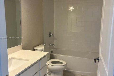Adosado en alquiler en Florida City, Florida, 3 dormitorios, 115.85 m2 № 1923313 - foto 6