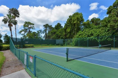 Condo in Sarasota, Florida, 2 bedrooms  № 1524574 - photo 23