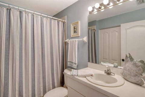 Condo in Sarasota, Florida, 2 bedrooms  № 1524574 - photo 15
