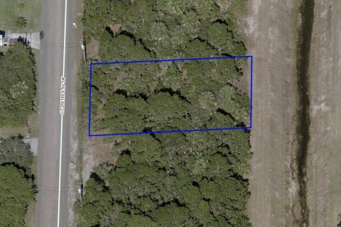 Land in Palm Bay, Florida № 846243 - photo 1