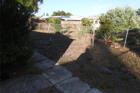 House in Holiday, Florida 3 bedrooms, 129.41 sq.m. № 2115810 - photo 7