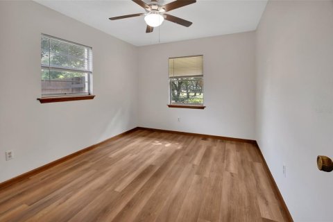 House in DeLand, Florida 3 bedrooms, 118.45 sq.m. № 1880579 - photo 19