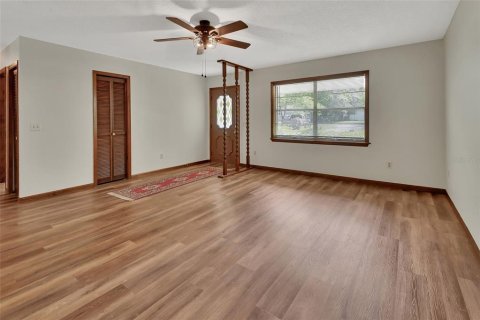 House in DeLand, Florida 3 bedrooms, 118.45 sq.m. № 1880579 - photo 4