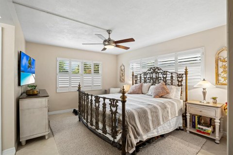 Condo in Fort Lauderdale, Florida, 2 bedrooms  № 2361621 - photo 12