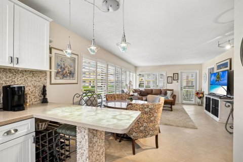 Condo in Fort Lauderdale, Florida, 2 bedrooms  № 2361621 - photo 9