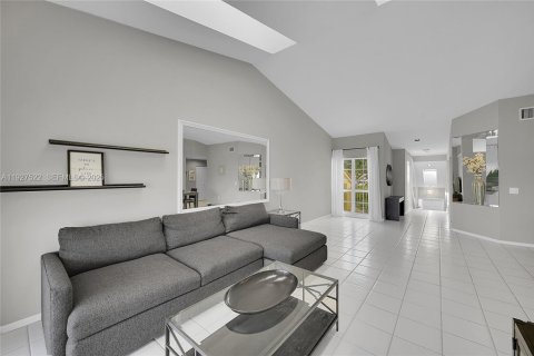 Купить виллу или дом в Бока-Ратон, Флорида 3 спальни, 152.27м2, № 1986300 - фото 14