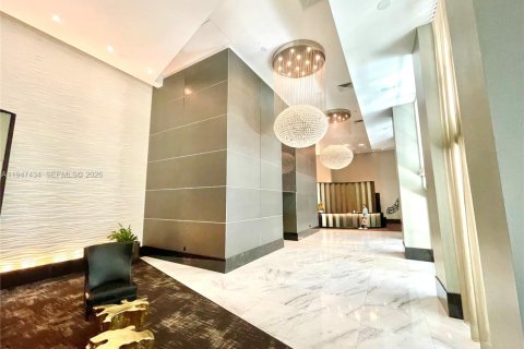 Condominio en venta en Miami, Florida, 1 dormitorio, 59.36 m2 № 2003690 - foto 6