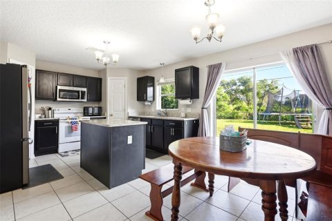 Casa en venta en Deltona, Florida, 4 dormitorios, 204.48 m2 № 2195560 - foto 12