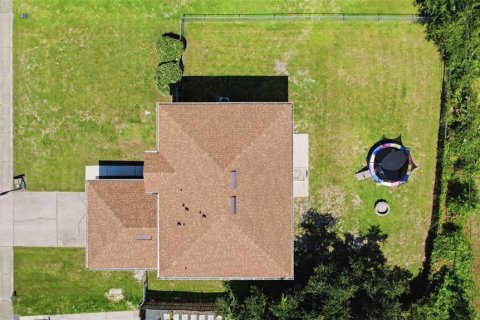 Casa en venta en Deltona, Florida, 4 dormitorios, 204.48 m2 № 2195560 - foto 4